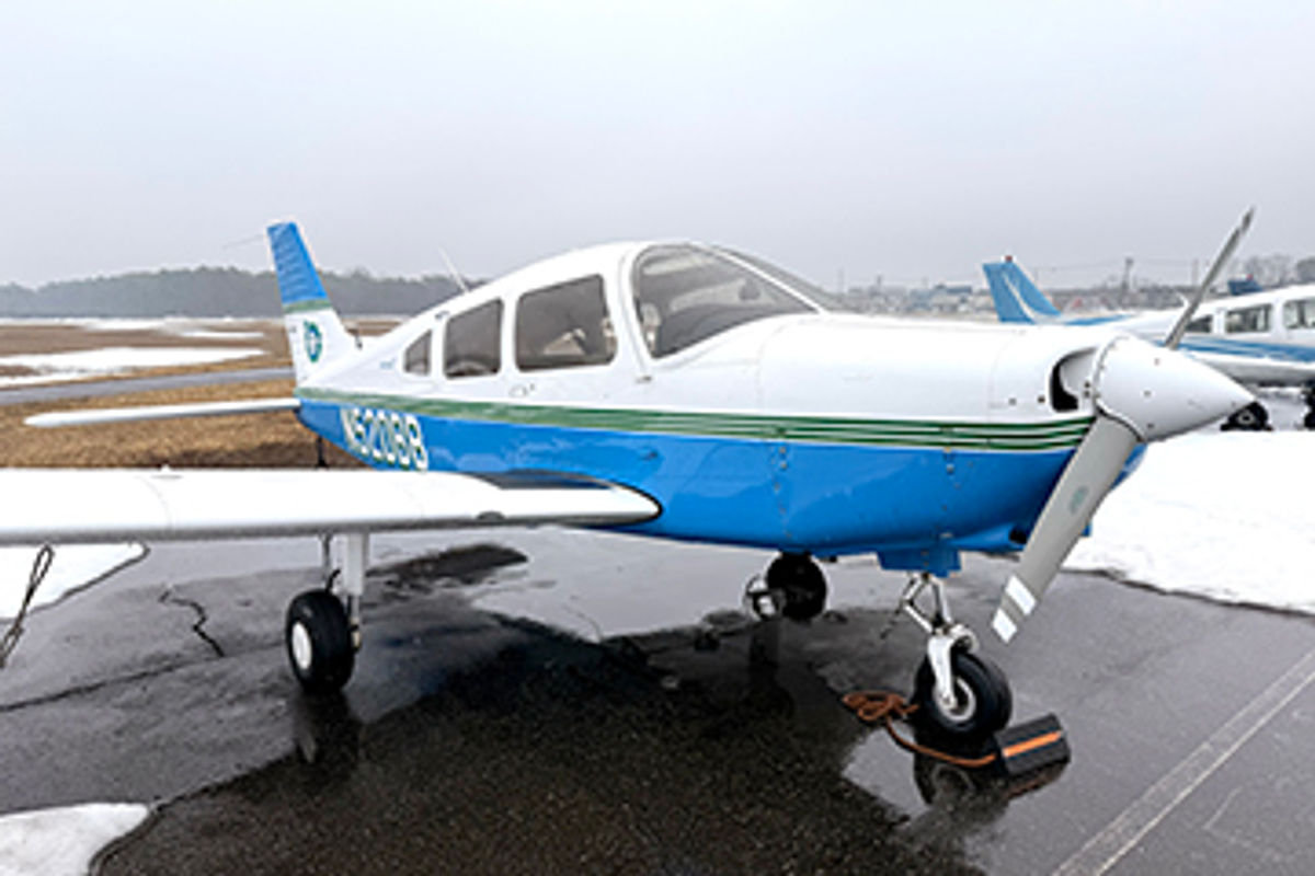 Piper Warrior III — Glass Panel N520BB
